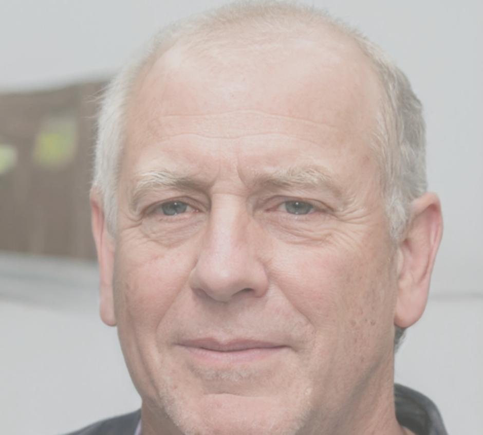 Portrait de formateur spécialiste en modélisation financière